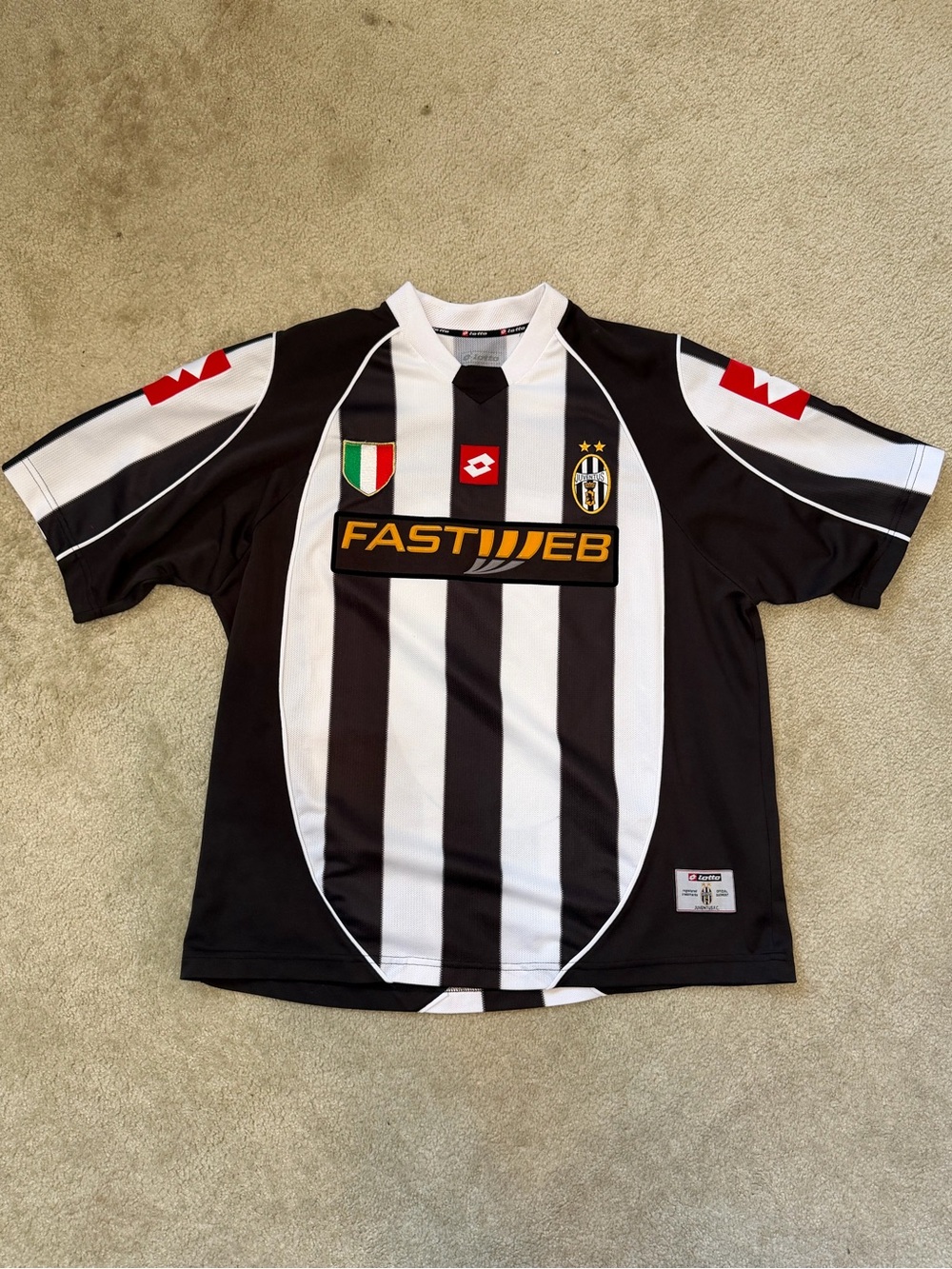 Vintage 2002 Lotto Juventus Home Jersey